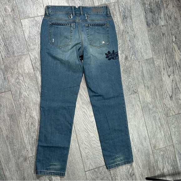 EDDIE BAUER Relaxed BOYFRIEND Floral  Embroidered Distressed Patchwork Jeans 6 - Picture 10 of 15